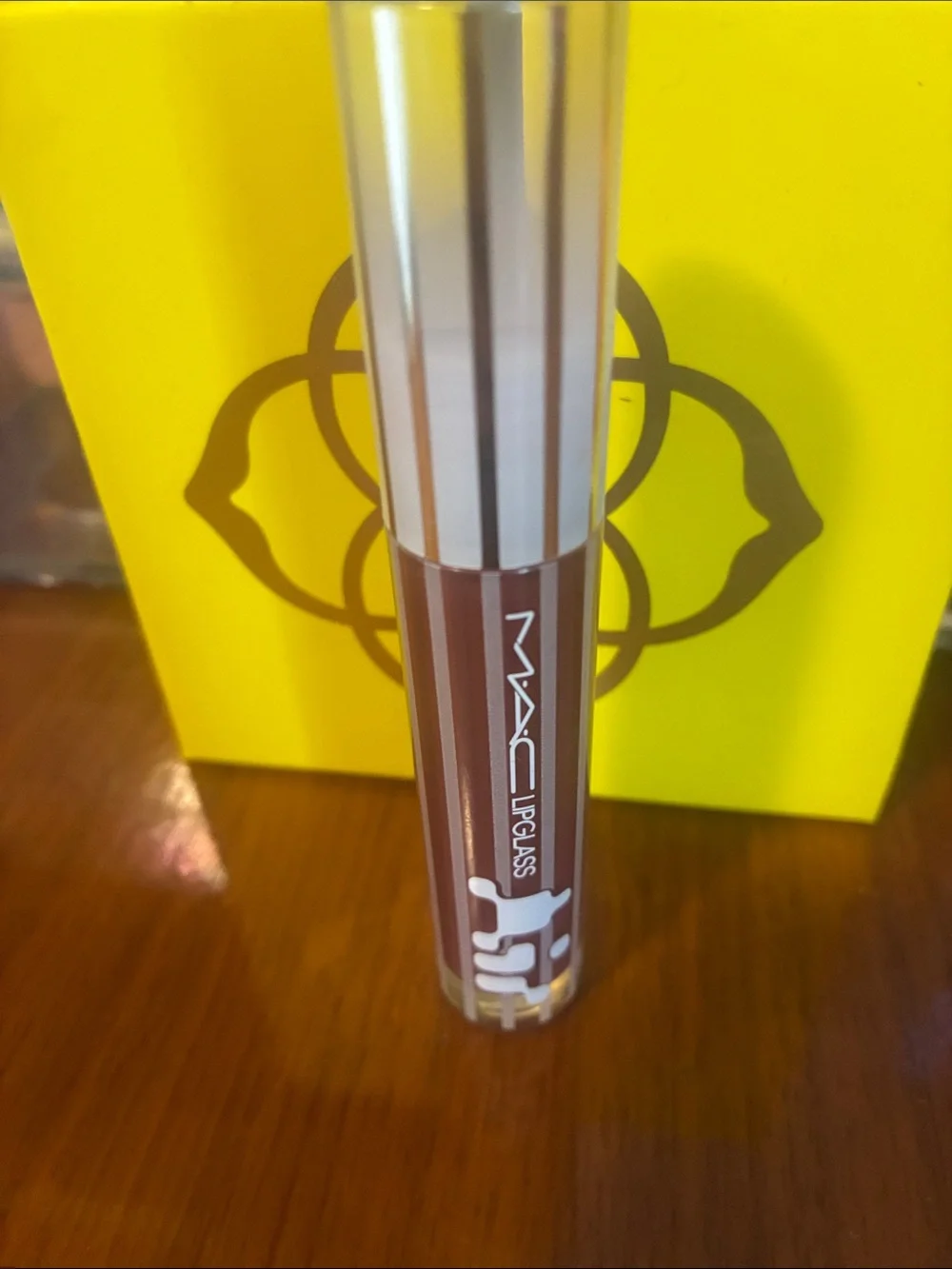 MAC Cosmetics mac brown